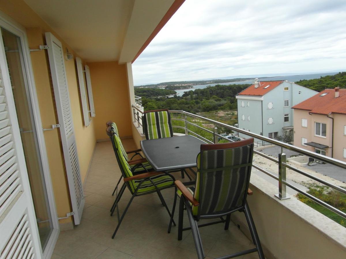Bentley - Sea-View - 2 Bedroom Apartment Премантура Экстерьер фото