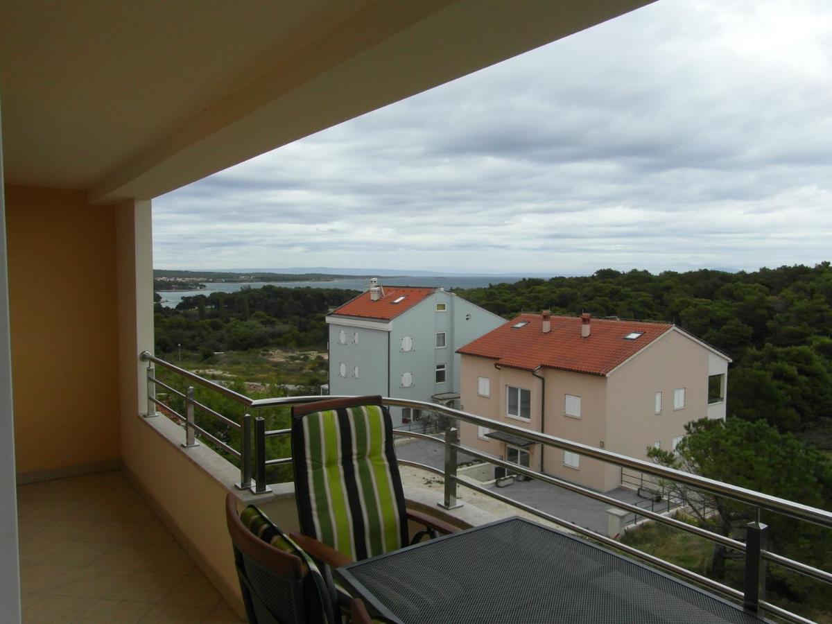 Bentley - Sea-View - 2 Bedroom Apartment Премантура Экстерьер фото