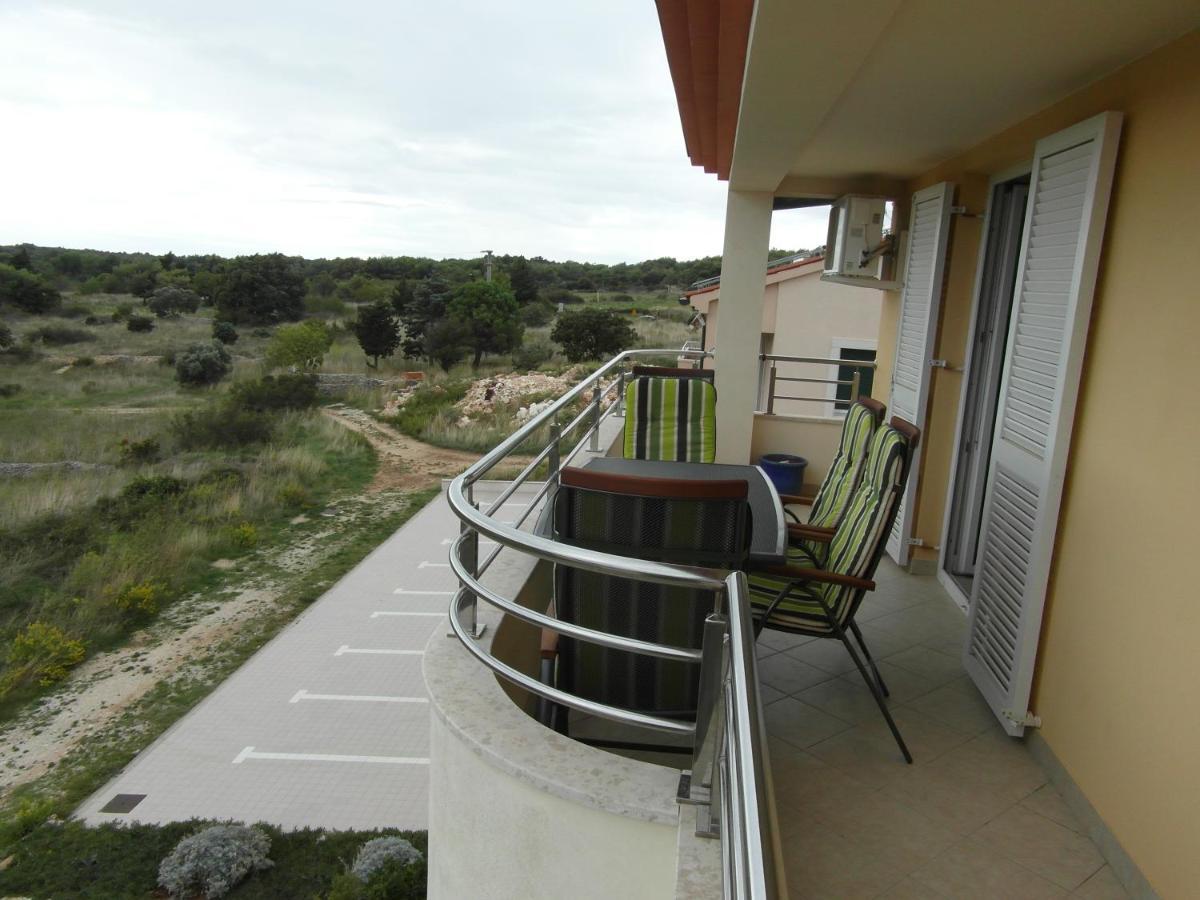Bentley - Sea-View - 2 Bedroom Apartment Премантура Экстерьер фото